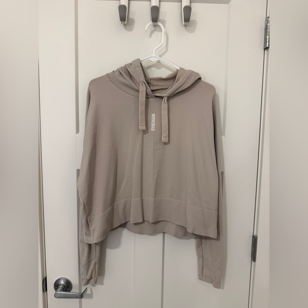 Gymshark Beige Cropped Hoodie – Women’s Medium